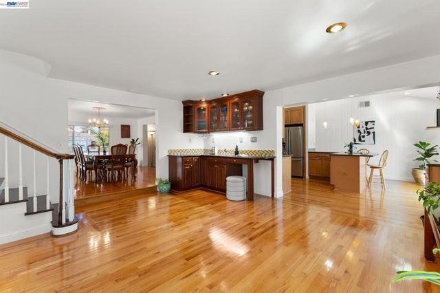 32317 Pegasus Court, Union City, CA 94587