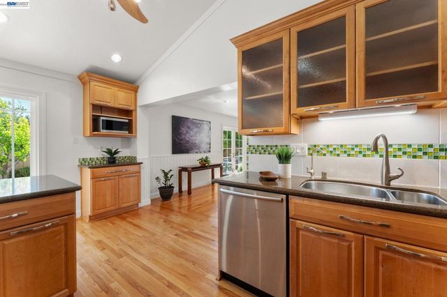 32317 Pegasus Court, Union City, CA 94587