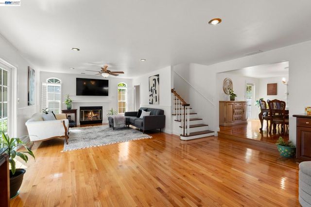 32317 Pegasus Court, Union City, CA 94587