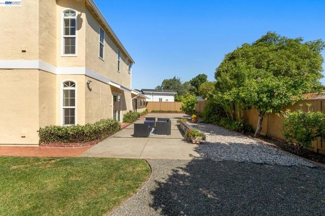 32317 Pegasus Court, Union City, CA 94587