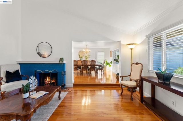 32317 Pegasus Court, Union City, CA 94587