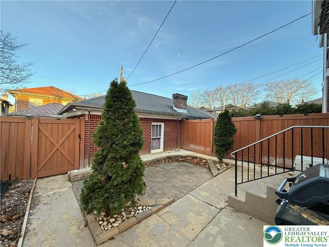 521 North 25th Street, Allentown City, PA 18104