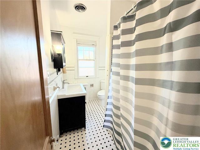 521 North 25th Street, Allentown City, PA 18104