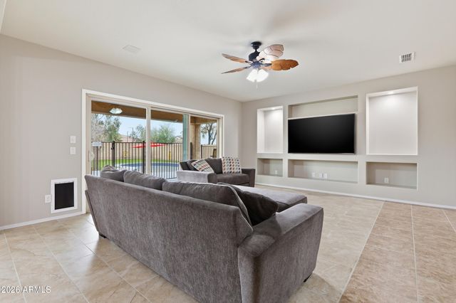 17142 W BENT TREE Drive, Surprise, AZ 85387