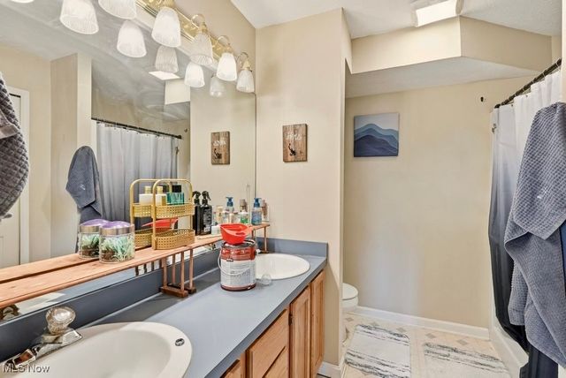 4316 Arlington Drive, Brunswick, OH 44212