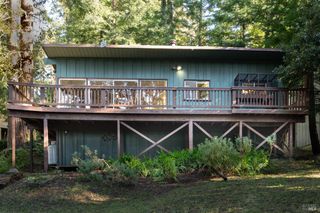 46801 Ocean View Dr, Gualala, CA 95445