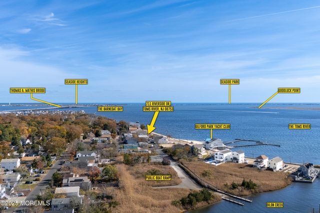 711 Riverside Drive, Toms River, NJ 08753