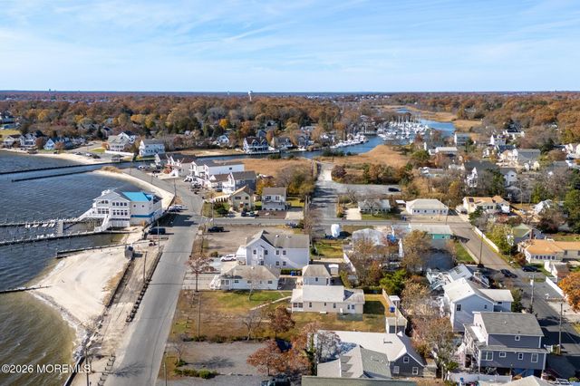 711 Riverside Drive, Toms River, NJ 08753