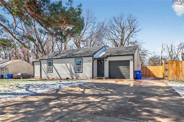 8226 Hadley Street, Overland Park, KS 66204