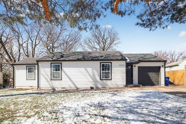 8226 Hadley Street, Overland Park, KS 66204
