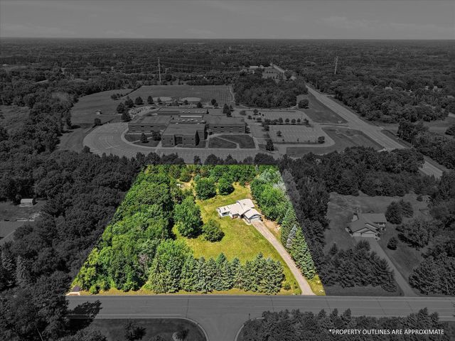 2477 168th Lane NW, Andover, MN 55304