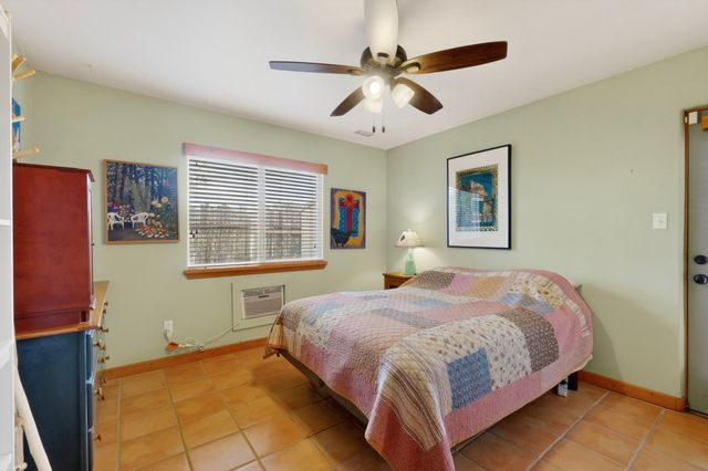 7 Lauro Road, Santa Fe, NM 87508