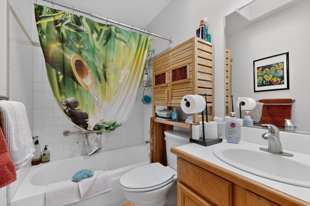 7 Lauro Road, Santa Fe, NM 87508