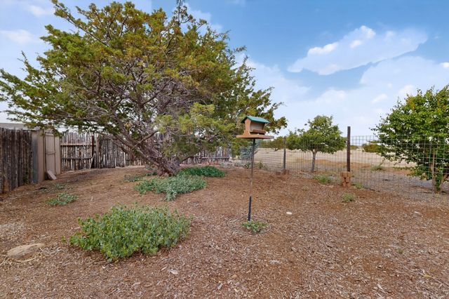 7 Lauro Road, Santa Fe, NM 87508