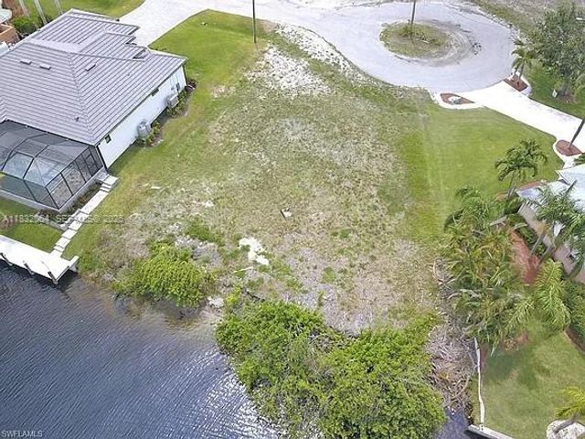 1253 NW 39th Avenue, Cape Coral, FL 33993