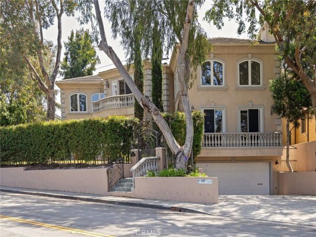 3210 N Ardmore, Manhattan Beach, CA 90266