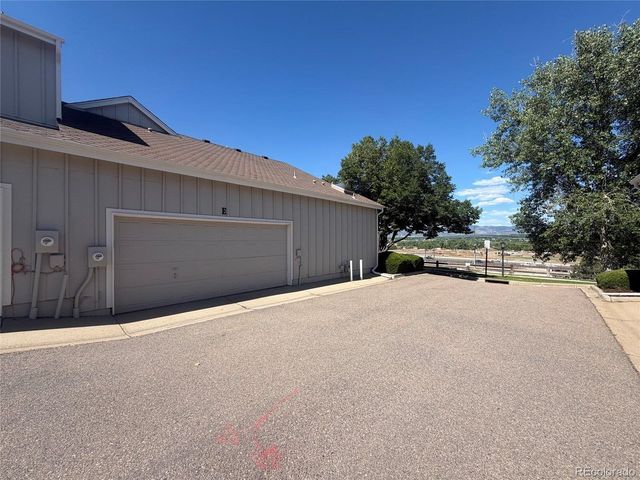 2972 W Long Dr E, Littleton, CO 80120