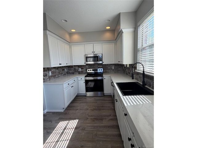 2972 W Long Dr E, Littleton, CO 80120