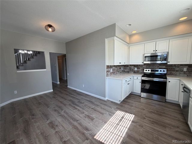 2972 W Long Dr E, Littleton, CO 80120
