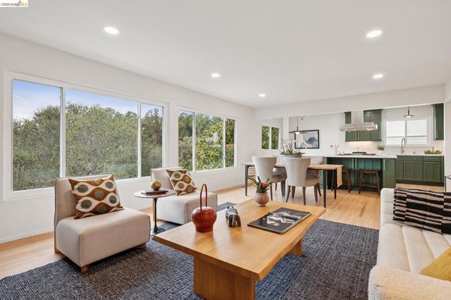 4133 Norton Ave, Oakland, CA 94602