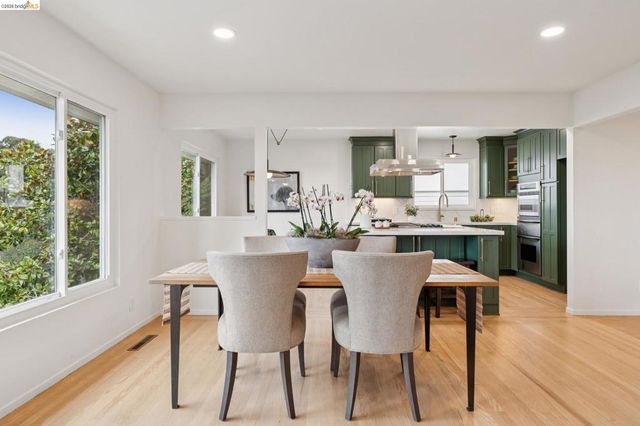 4133 Norton Ave, Oakland, CA 94602