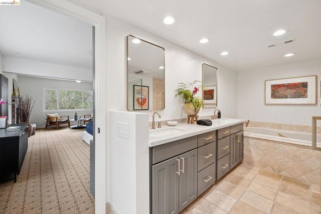 4133 Norton Ave, Oakland, CA 94602