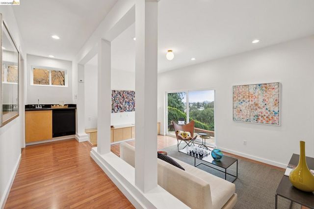 4133 Norton Ave, Oakland, CA 94602