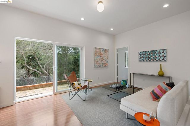 4133 Norton Ave, Oakland, CA 94602