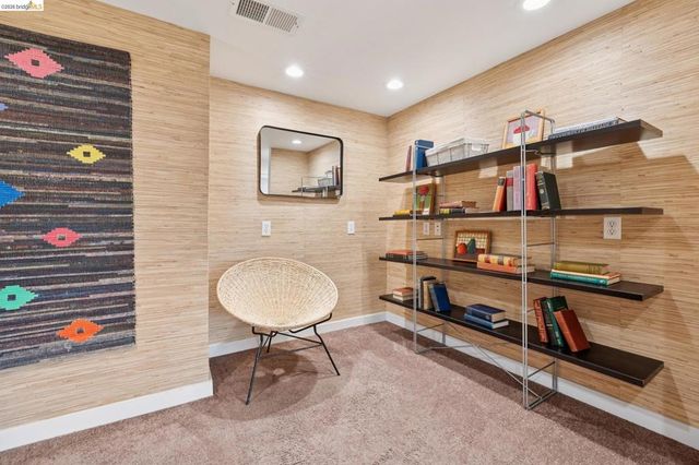 4133 Norton Ave, Oakland, CA 94602