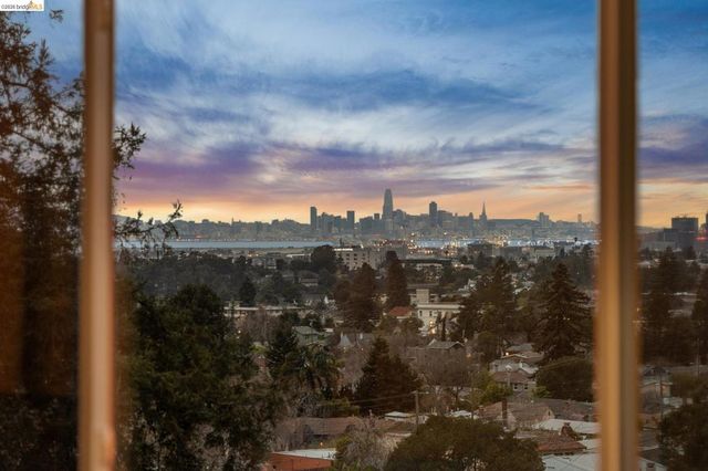 4133 Norton Ave, Oakland, CA 94602