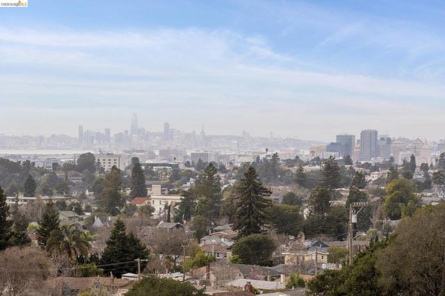 4133 Norton Ave, Oakland, CA 94602