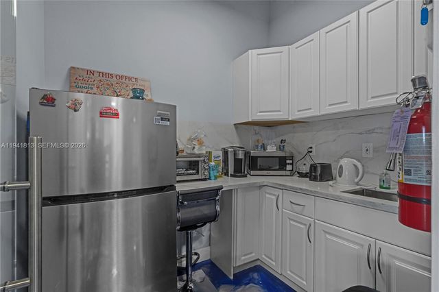 13499 Biscayne Blvd CUT-1-2-3, North Miami, FL 33181