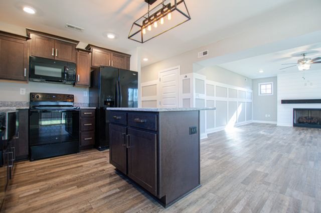 104 Schroer Road, Clarksville, TN 37042