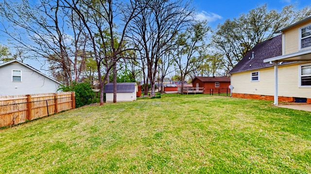 1819 Battleground Dr, Murfreesboro, TN 37129