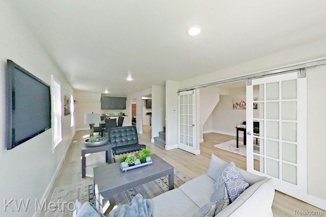 695 LIVERNOIS Street 1, Ferndale, MI 48220