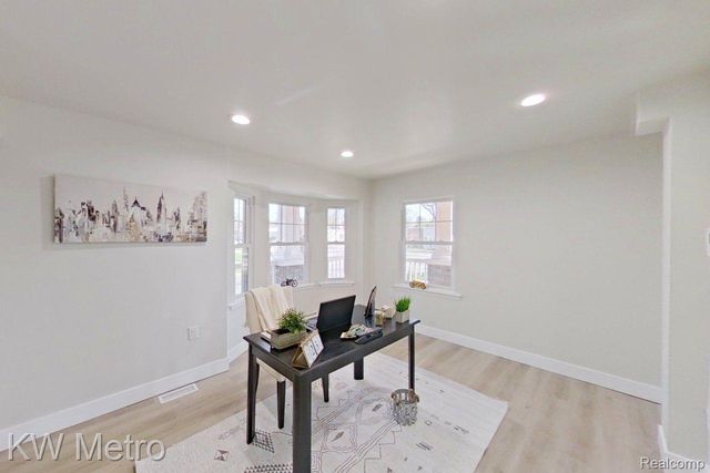 695 LIVERNOIS Street 1, Ferndale, MI 48220