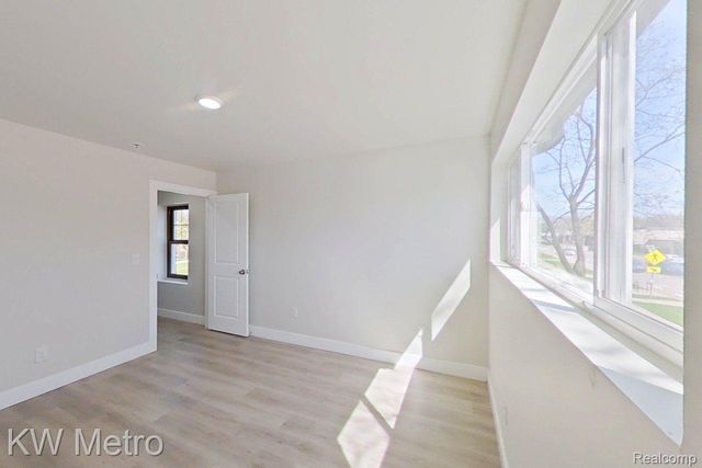 695 LIVERNOIS Street 1, Ferndale, MI 48220