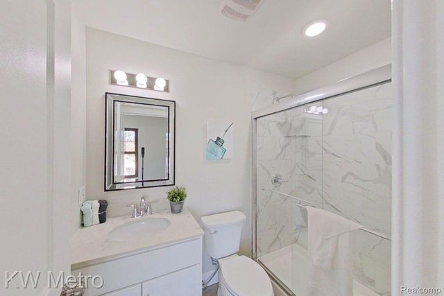 695 LIVERNOIS Street 1, Ferndale, MI 48220