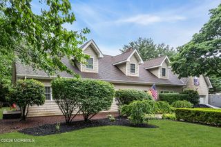 266 Orchard Avenue, Belford, NJ 07718