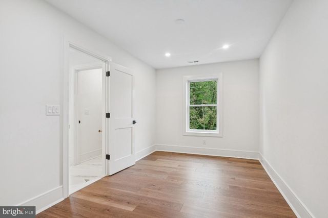 38 BIRCHALL DR, Haddonfield, NJ 08033