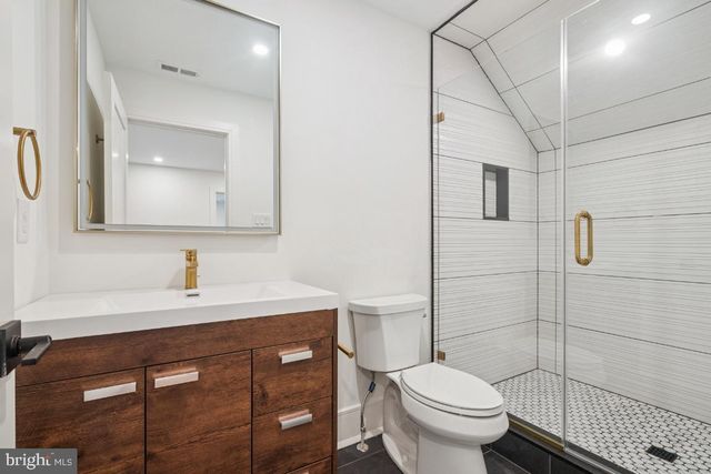 38 BIRCHALL DR, Haddonfield, NJ 08033