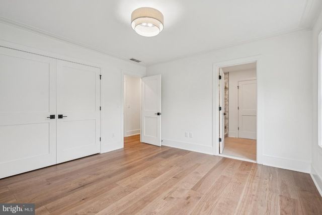 38 BIRCHALL DR, Haddonfield, NJ 08033