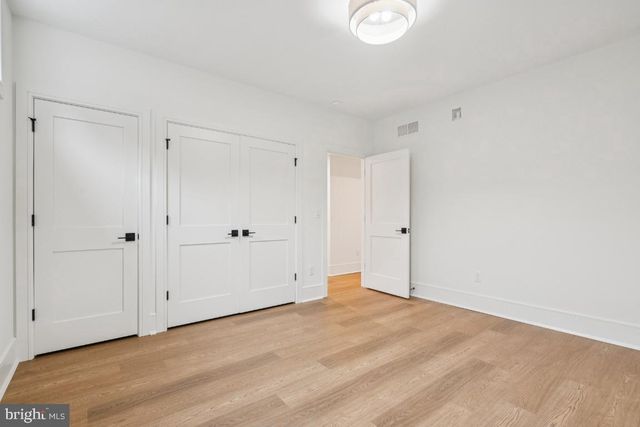 38 BIRCHALL DR, Haddonfield, NJ 08033