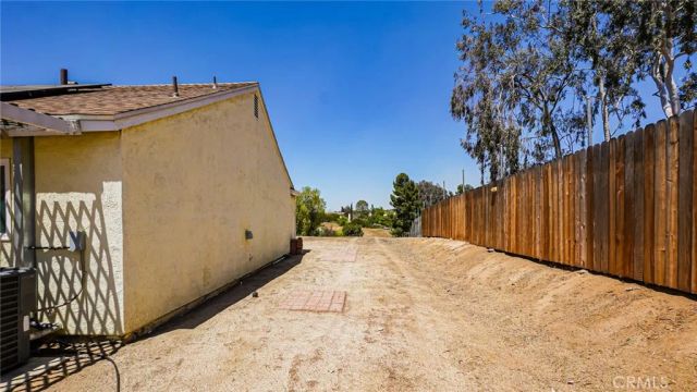 18570 Halter Lane, Riverside, CA 92504