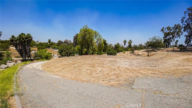 18570 Halter Lane, Riverside, CA 92504