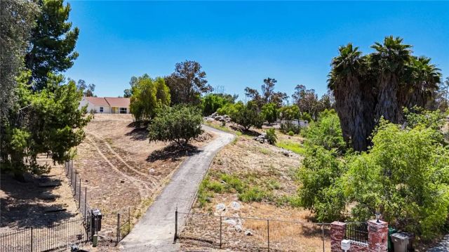 18570 Halter Lane, Riverside, CA 92504