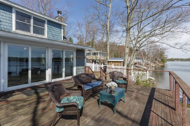 2 Charlie Lane, Deerfield, NH 03037