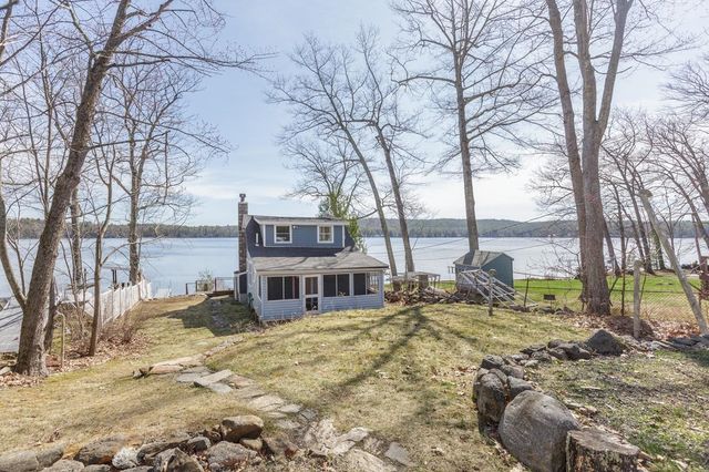 2 Charlie Lane, Deerfield, NH 03037