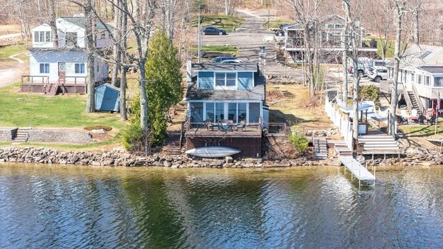 2 Charlie Lane, Deerfield, NH 03037