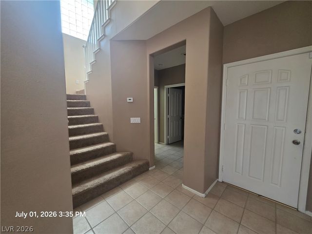 9225 Pitching Wedge Drive, Las Vegas, NV 89134
